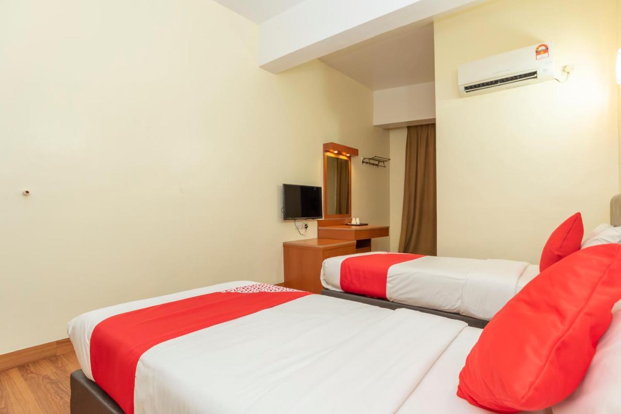 Oyo 1230 Zen Zeng Budget Hotel Johor Bahru Ngoại thất bức ảnh